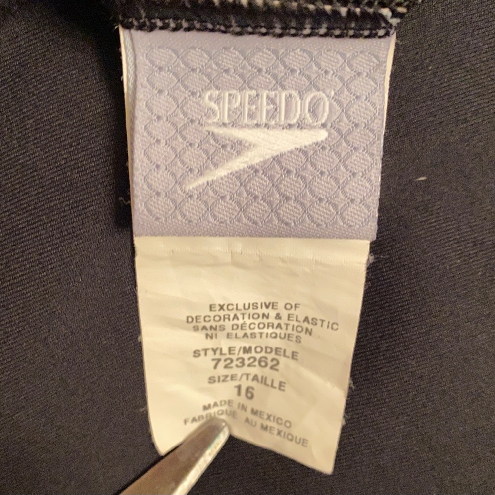Speedo - Picture 2 of 6